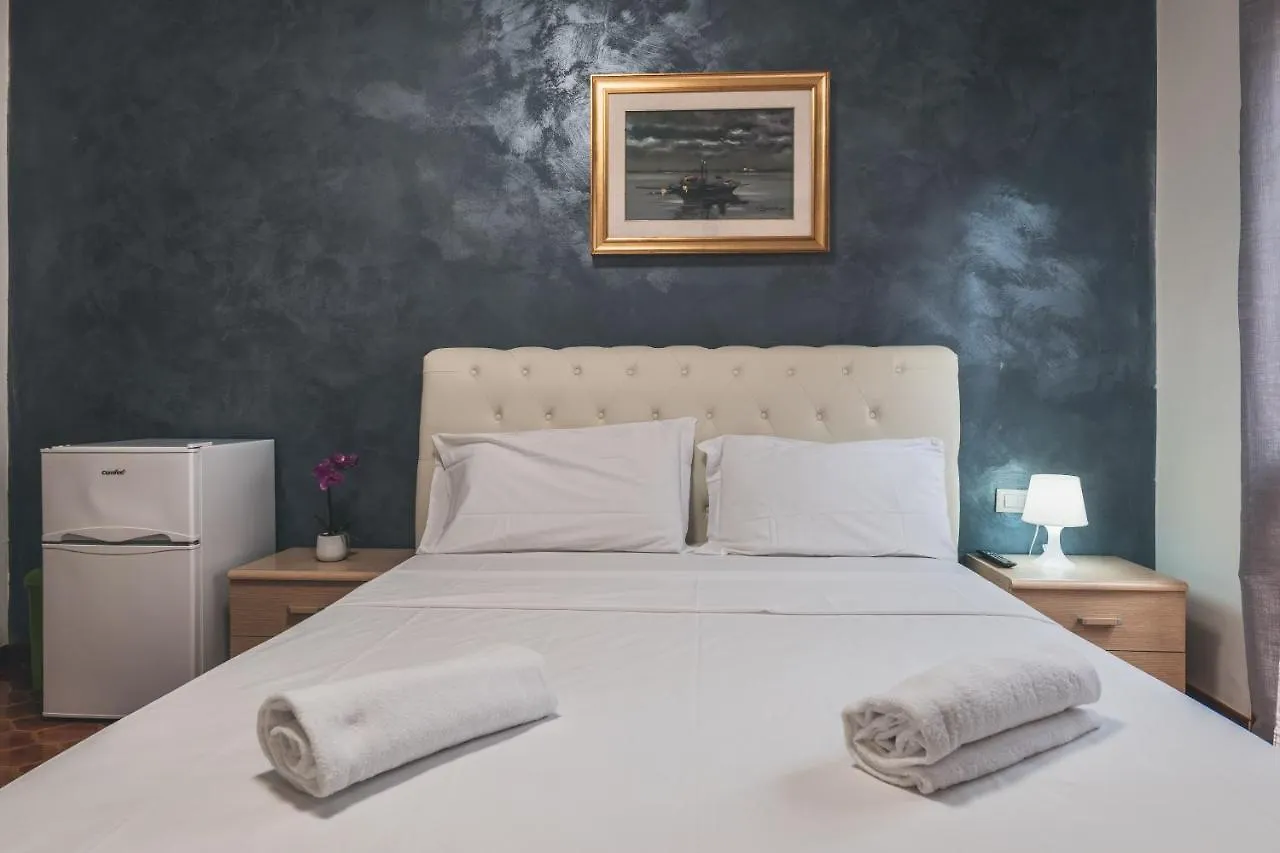 Venice Vacation House Hotel Mestre 2*,  Italy