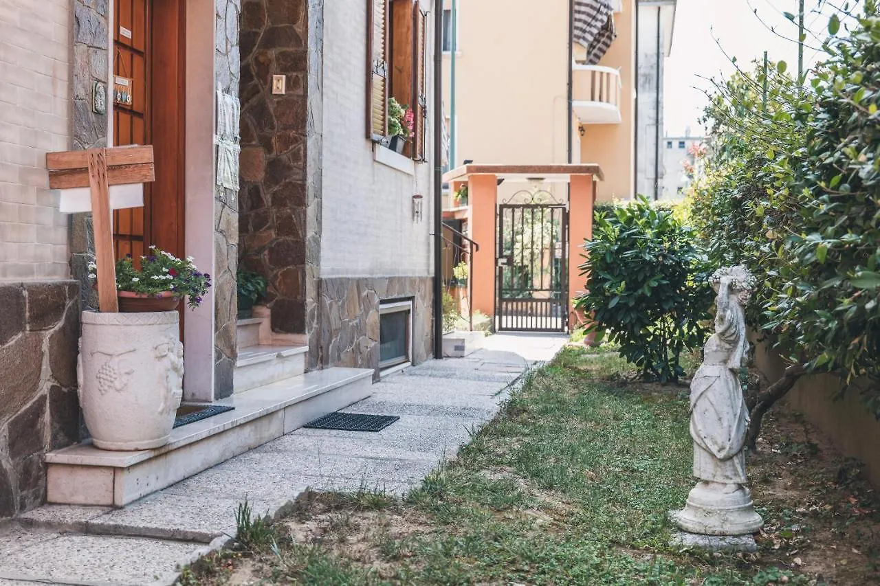 Venice Vacation House Mestre 2*,